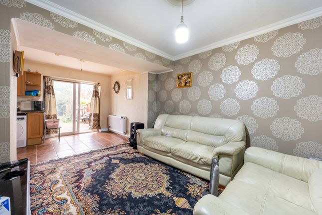 Thumbnail Terraced house for sale in Coniston Avenue, Perivale, Greenford