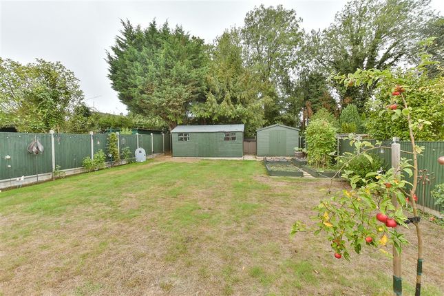 Maidstone Road Wigmore, Gillingham photo 2