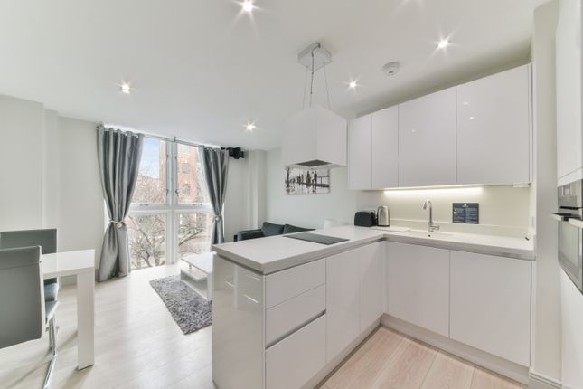 Maltings Place, Tower Bridge Road, SE1, London photo 4