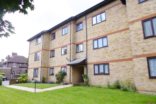 1 bed property for sale in Alexandra Road, Nascot Wood WD17