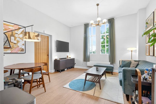 Flat 26, Clock Court,, Victory Road, London photo 3