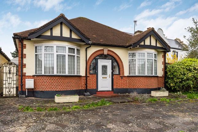Bungalow for sale in Footscray Road, New Eltham