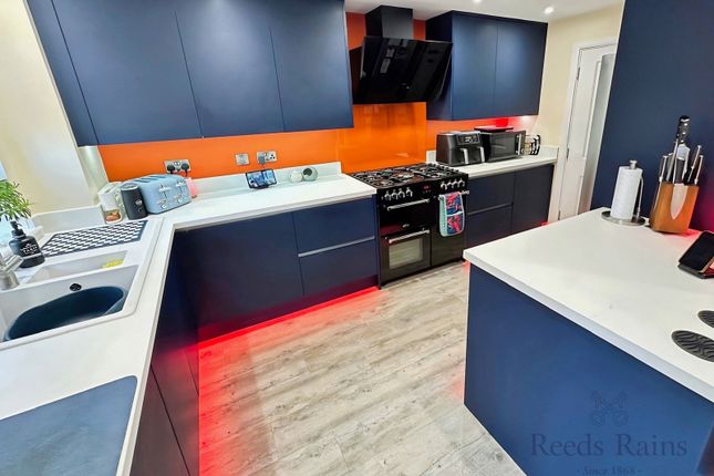 75, Navigation Way, Staffordshire photo 3