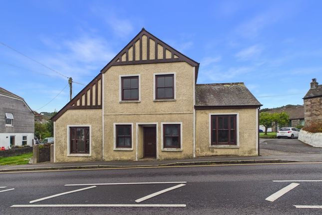 4-bed house on Lanner Hill, Redruth, £265,000