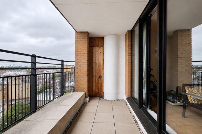 Flat 640 Point West, 116, Cromwell Road, London photo 5