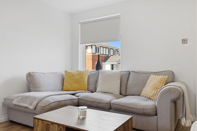 11 Medlar Court, Cambuslang, Glasgow photo 5