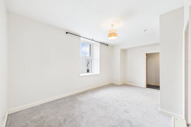 Flat 5, 10, Molesworth Street, Cornwall photo 4