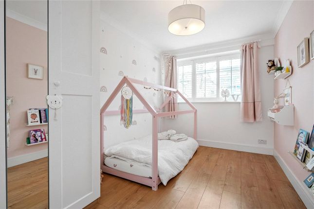 Terraced house to rent in Hartham Close, Islington, London