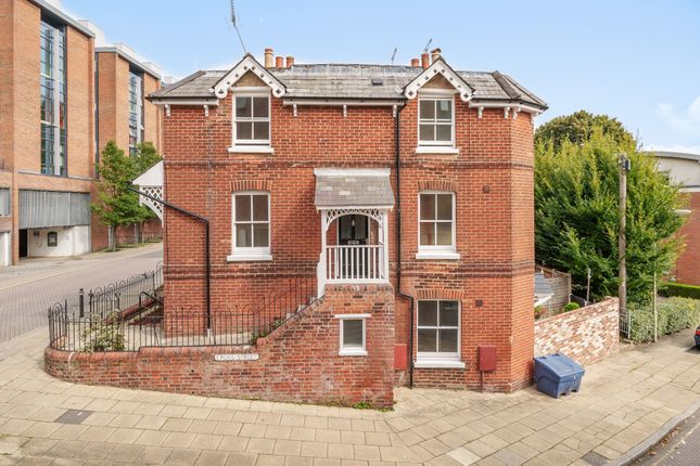 Thumbnail Terraced house for sale in Tower Street, Winchester