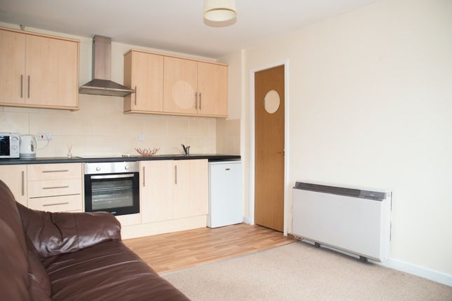 1 bed flat to rent in Flaxfield Court, Basingstoke RG21