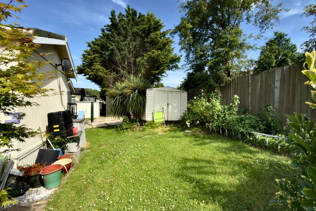 14 Manor Park, Grange Road, Weston-super-Mare photo 2