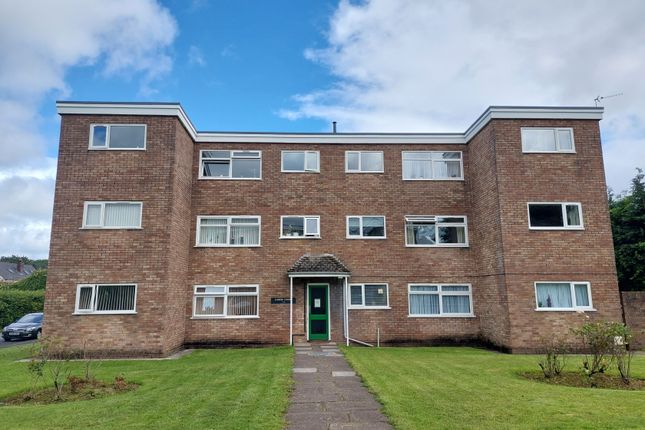 Thumbnail Flat for sale in Curlew Close, Cardiff