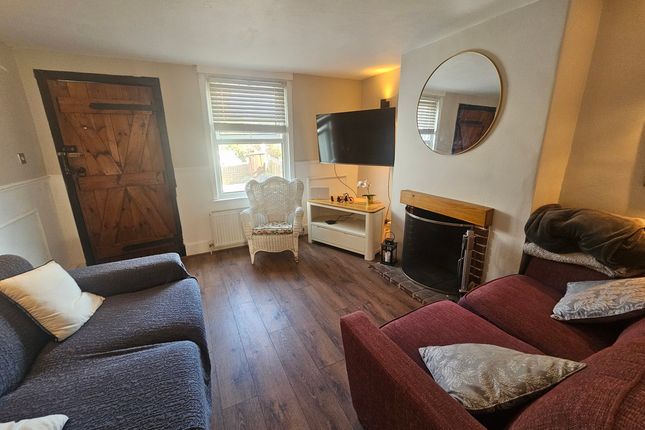 608, Maidstone photo 3