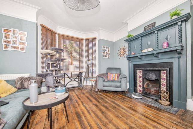 18, Gippeswyk Road, IPSWICH photo 3