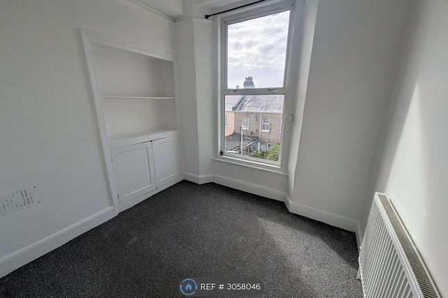 Flat, Charlotte St, Plymouth photo 4