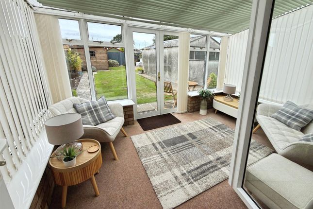 21, Carlton Square, Lowestoft photo 4