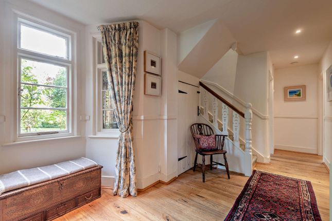 Heron Lodge, 32, The Moors, Berkshire photo 2