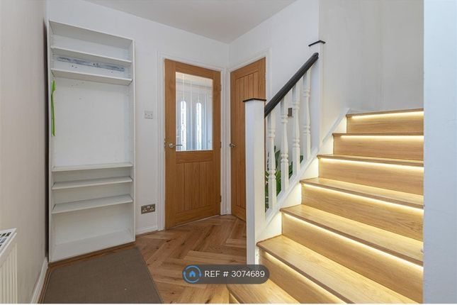 Park Rise, Castleford photo 4