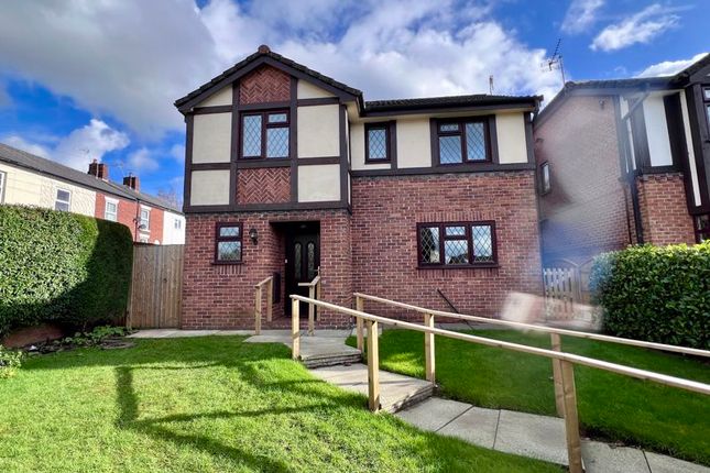 Thumbnail Detached house to rent in St. Peters Road, Congleton