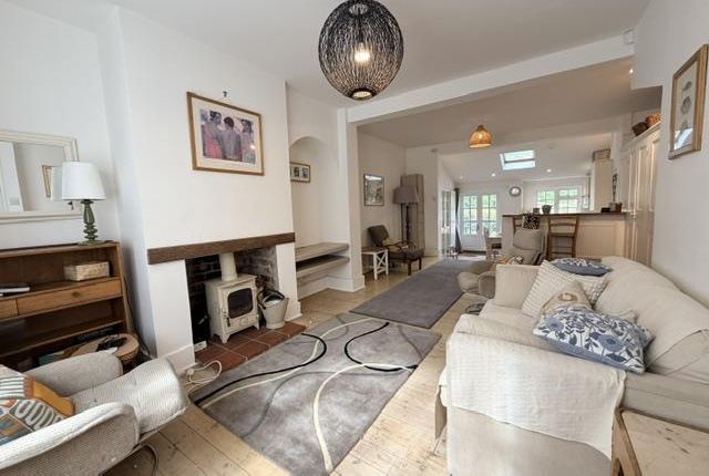 6, Margaret Grove, Birmingham photo 2