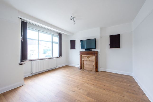 Martin Way, Raynes Park photo 4