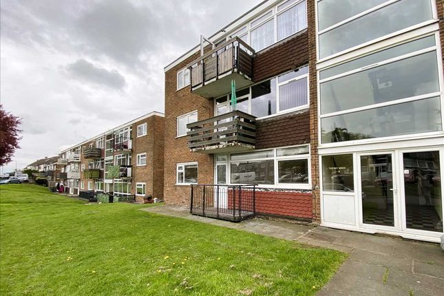 Thumbnail Flat for sale in Scotney House, Cypress Court, Cypress Road, Rochester