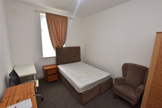 33, Grantham Road, West Yorkshire photo 4