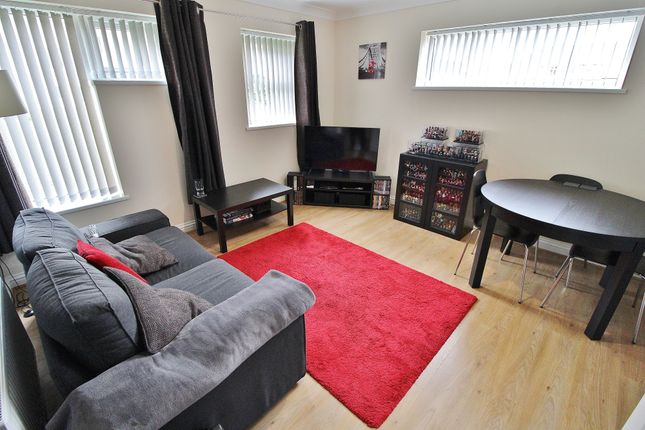 Flat for sale in Park Lane, Cosham, Portsmouth