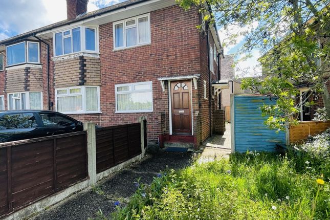 Studio flat on 4, Fulham Close, UXBRIDGE, £1,900/mo