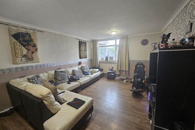 43 Derbyshire Road, 43 Derbyshire Road, Partington photo 4