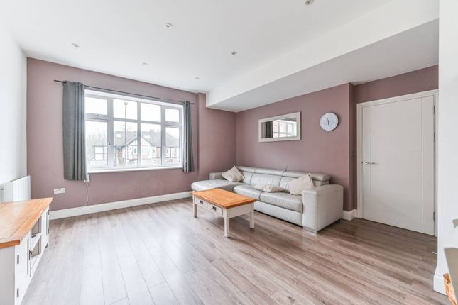 Thumbnail Flat to rent in Aldgate House, Sutton