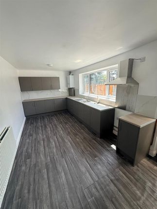 15, Markfield Road, Birmingham photo 4