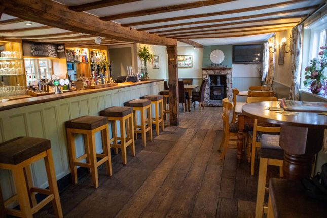 Unicorn, High Street, Cublington photo 2