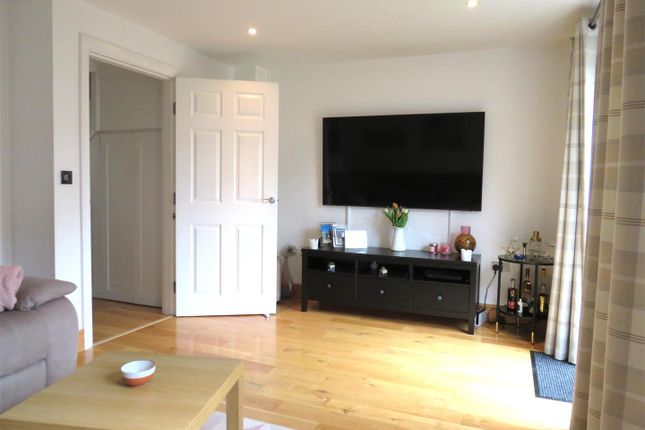 End terrace house to rent in Stephenson Walk, Fairfield