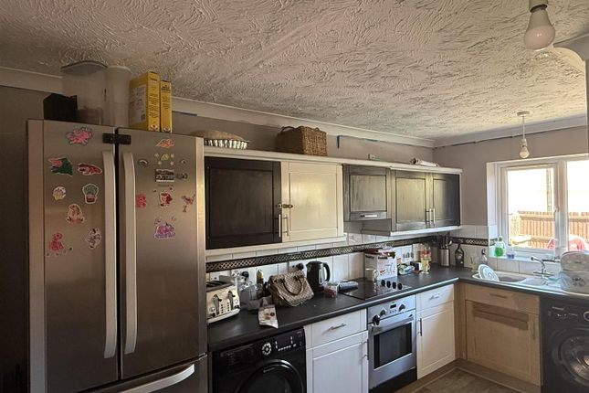 8, Heron Park, Peterborough photo 4