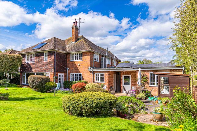 Thumbnail Detached house for sale in Common Lane, Kings Langley, Hertfordshire