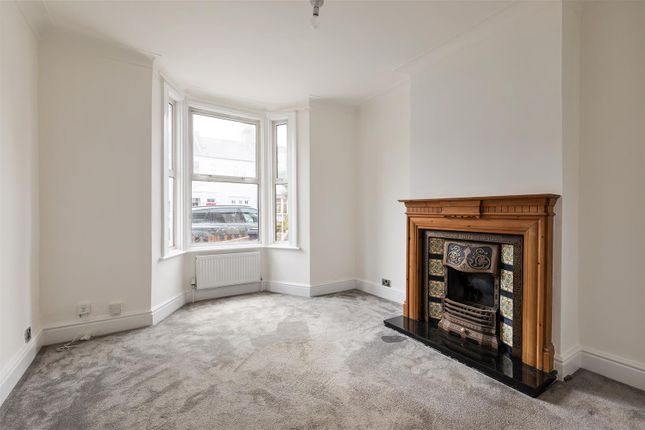 186, Maybank Road, South Woodford photo 2