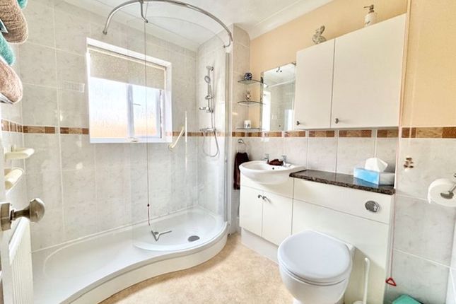 Flat for sale in Lilac Court, Scartho, Grimsby