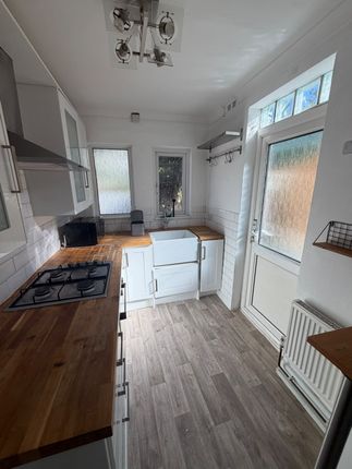 Rosebery Close, Morden photo 4