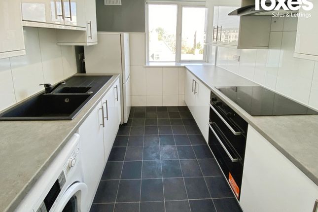 Flat 18, Tower Court, Bournemouth photo 2
