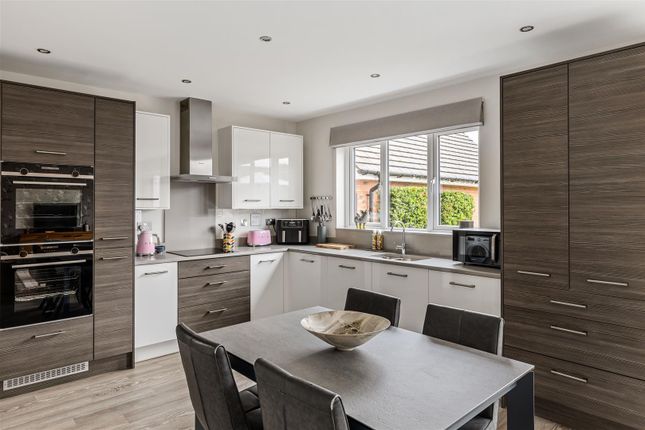 7, Norris Lane, Haywards Heath photo 4
