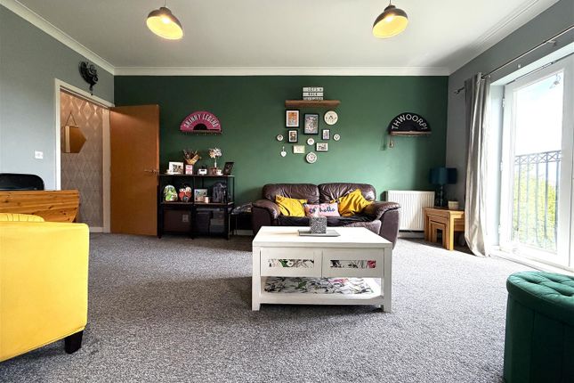 Flat 12, Honeysuckle House, Larch Road, Selby photo 4