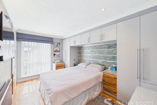 136 Chetwode Road, Tadworth photo 4