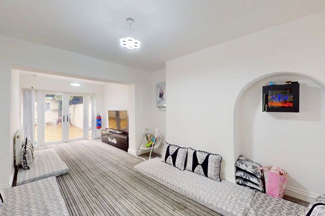 101, Shakespeare Avenue, Hayes photo 2