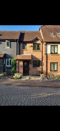2-bed house on 13, Thornhill Close, Amersham, £1,700/mo