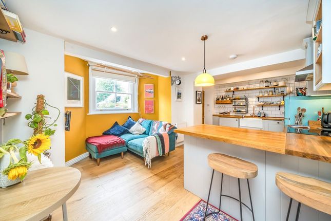 Flat 3, 34, Mount Ephraim Road, London photo 4