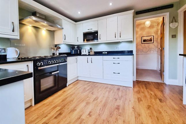 5, Howard Agne Close, Hemel Hempstead photo 5