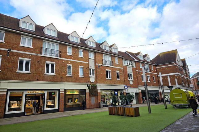 Flat for sale in Whitefriars Street, Canterbury
