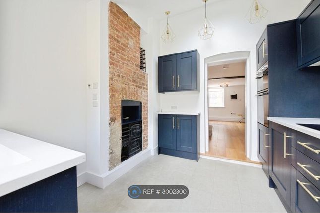 The Burroughs, London photo 5