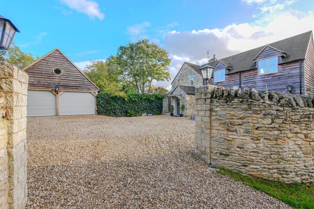 73, High Street, Chalgrove photo 3